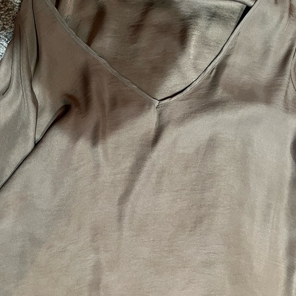 Show Me Your Mumu Blouse Silk Brown Bell Sleeve Sheer Women’s Size medium - Picture 2 of 4